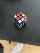 Rubik's Cube 3x3x3 Pièces (DPLRUBIK01)