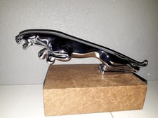  JAGUAR INSIGNE SIGLE EMBLEME MASCOTTE