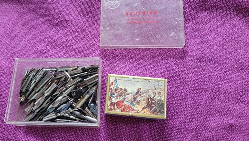 Jolie boite plumes sergent - boite,