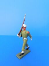 STARLUX / ARMEE D AFRIQUE LEGION ETRANGERE  : SOLDAT  AVEC  FUSIL   AU DEFILE