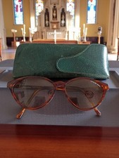  Lunettes de soleil Papillon vintage avec étui en cuir - Style rétro chic !