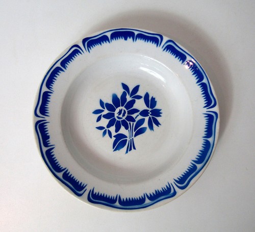 Ancien plat rond creux - plat,