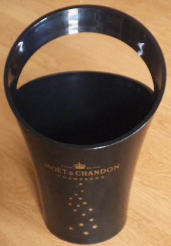 Superbe seau champagne - a, moet