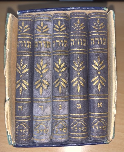 Torah bible volumes - 5,