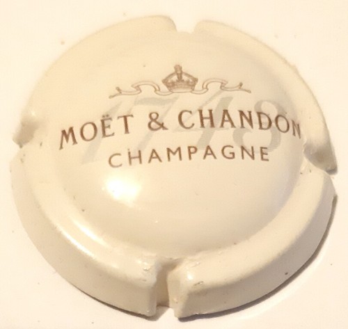 Capsule champagne moët - capsule,