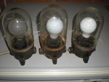 3 anciennes lampes cour ferme globe en verre socle bakelite usine atelier deco