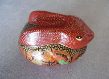 Figurine boite en bois forme lapin