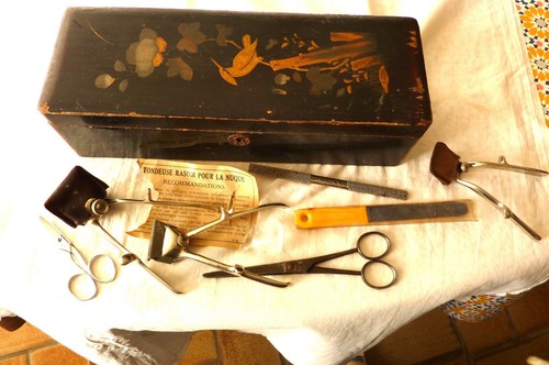 Boite gants ancienne - boite, bois