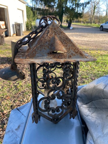 Lanterne fer forgé et - lanterne, en