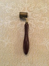 Ancien petit doseur grammes