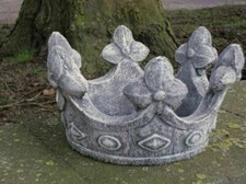 Sculpture en Pierre Couronne