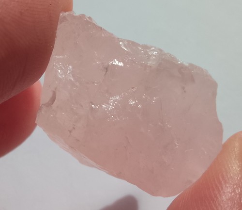 14.7gr 30x26x21mm quartz rose