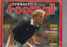 FRANCE FOOTBALL N°2237 ROXBURGH /SILVESTRE & ITALIE / R. GIRARD / MOSCA-NICOLLIN