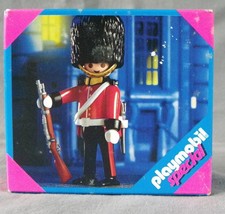 PLAYMOBIL 4577 GARDE ROYAL britannique palais red rock soldat fusils BOITE NEUF