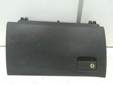 boîte a gants TOYOTA RAV 4