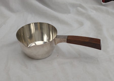 petite casserole saucière en