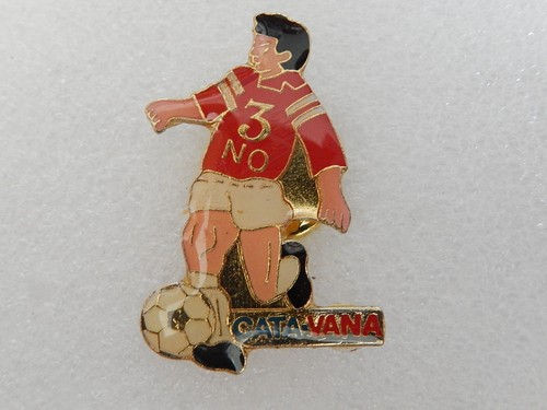 Pin football catavana - -,
