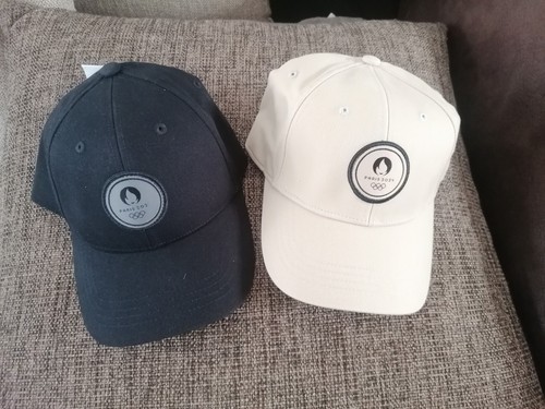 Lot casquettes paris - 2,
