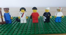 Lot 5 figurines Lego
