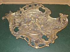 Coupe en bronze vide poche