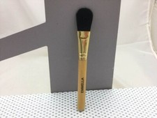 pinceau à blush manche bois