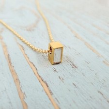 Collier Neuf Bijou Médaillon