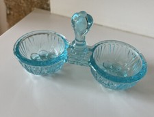 SALIERE ANCIENNE EN VERRE COULEUR BLEU DOUBLE GODETS COLLECTION CUISINE DÉCO