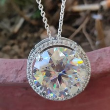 RARE PENDENTIF SOLITAIRE