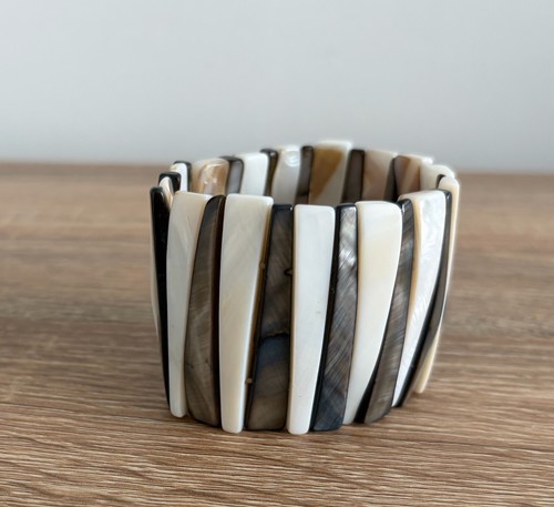 Bracelet nacre neuf - neuf,