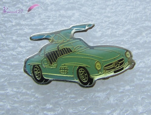Pin voiture bleu - pin's,