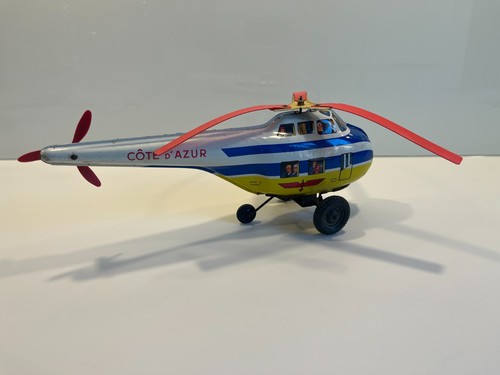 Ancien helicoptère joustra - ancien,
