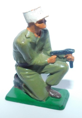 Starlux ancien petit soldat - ancien,
