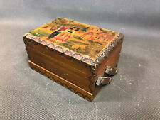 Ancienne petite boite à