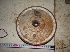 à l'unité poulie mobylette