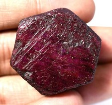 159,85 Ct Rubis Rouge Naturel