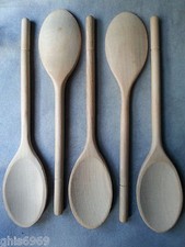 cuillère en bois de 25 cm