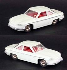 1/43ème DINKY TOYS PANHARD 24 / jouet ancien 