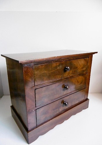 Très belle commode - trÈs, poupÉe