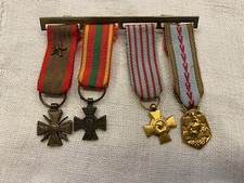 ENSEMBLE DE DECORATIONS