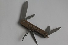 Couteau laiton Personnages