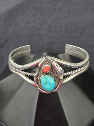 Vintage turquoise navajo cuff - turquoise,