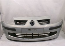 enjoliveur pare-choc avant