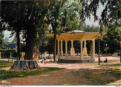 Carte postale - -,