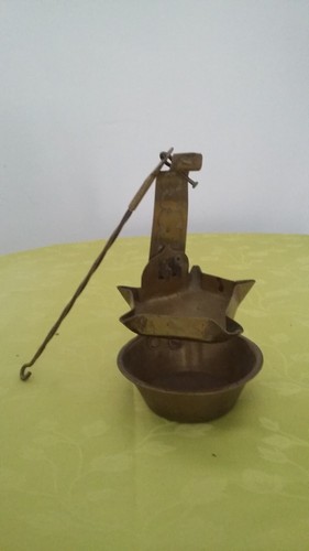 Ancienne lampe huile meche - ancienne, a