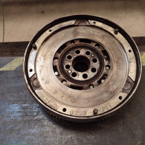 Volant moteur bmw - e36, 316i