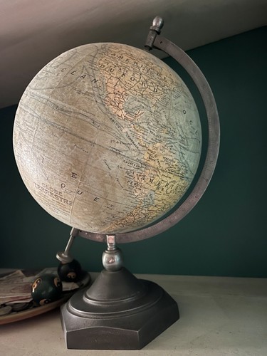 Globe terrestre ancien - , j