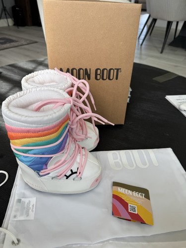 Toddler moon boots icon - boots,