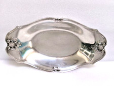 Corbeille à pain de style L XV en métal argenté (Orf. Christofle)