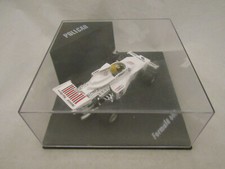 VOITURE 1/32 F1 McLAREN