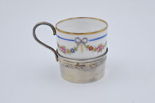 Ancienne tasse en porcelaine